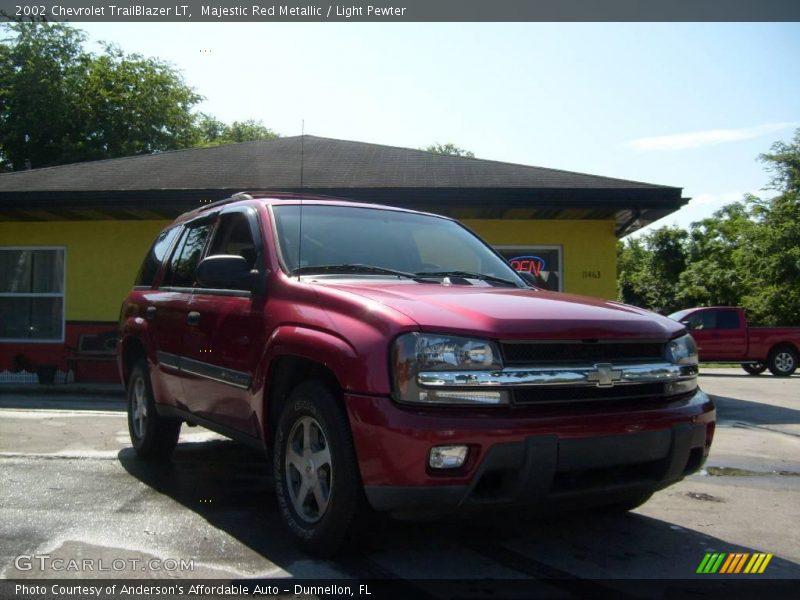 Majestic Red Metallic / Light Pewter 2002 Chevrolet TrailBlazer LT