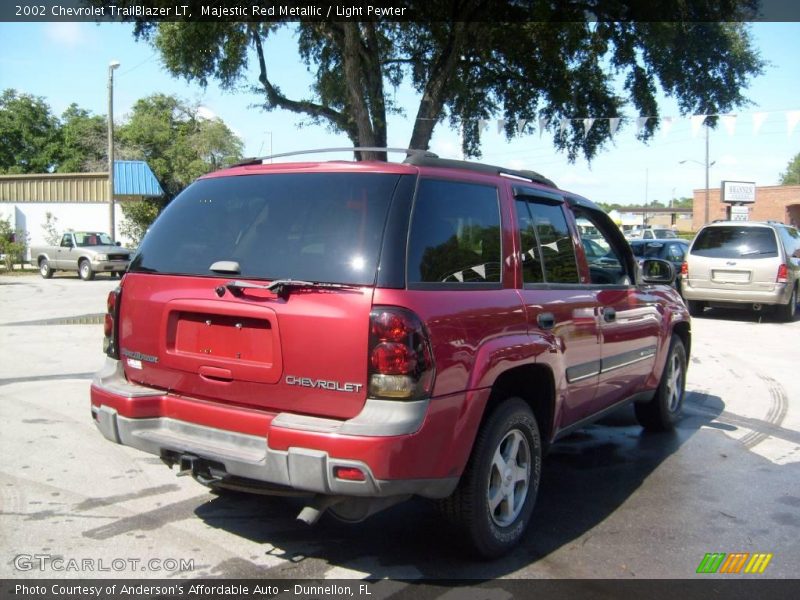Majestic Red Metallic / Light Pewter 2002 Chevrolet TrailBlazer LT