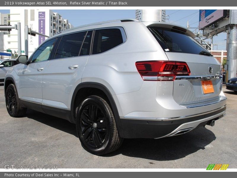 Reflex Silver Metallic / Titan Black 2019 Volkswagen Atlas SEL 4Motion