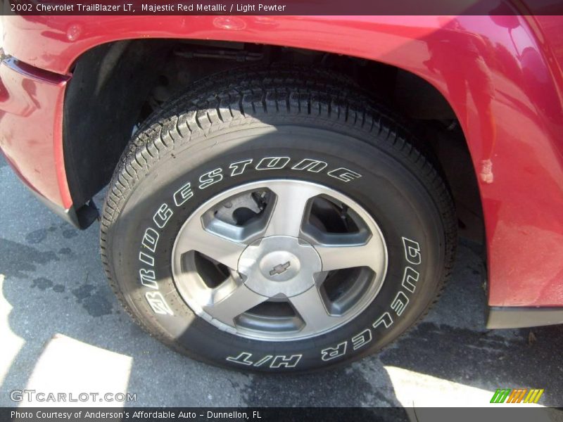 Majestic Red Metallic / Light Pewter 2002 Chevrolet TrailBlazer LT