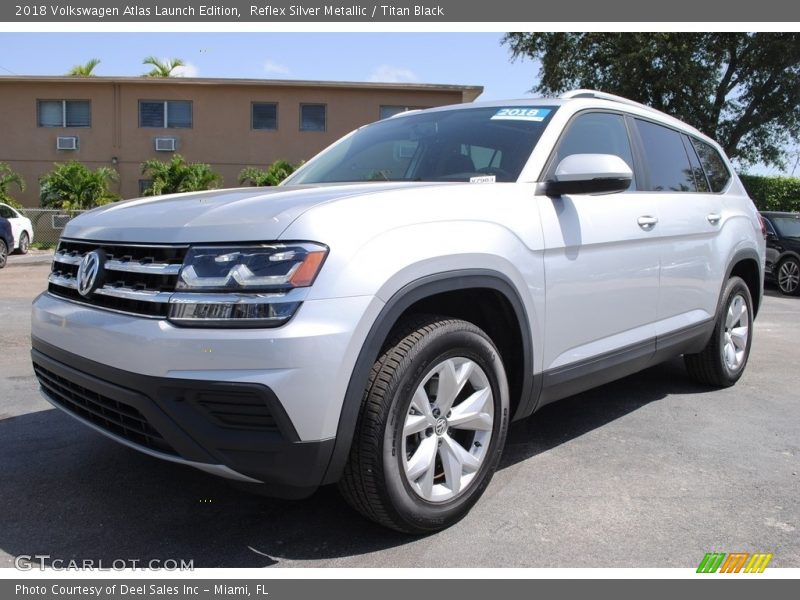 Front 3/4 View of 2018 Atlas Launch Edition