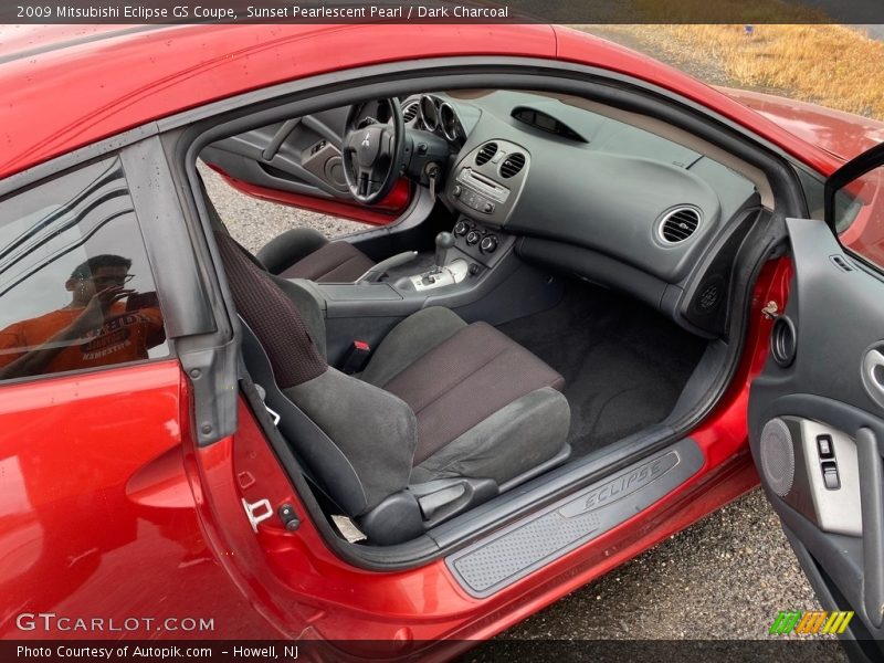 Sunset Pearlescent Pearl / Dark Charcoal 2009 Mitsubishi Eclipse GS Coupe
