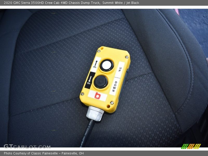 Summit White / Jet Black 2020 GMC Sierra 3500HD Crew Cab 4WD Chassis Dump Truck