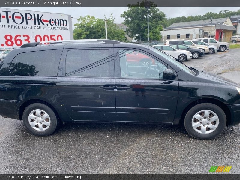 Midnight Black / Gray 2009 Kia Sedona LX