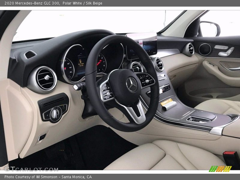 Polar White / Silk Beige 2020 Mercedes-Benz GLC 300