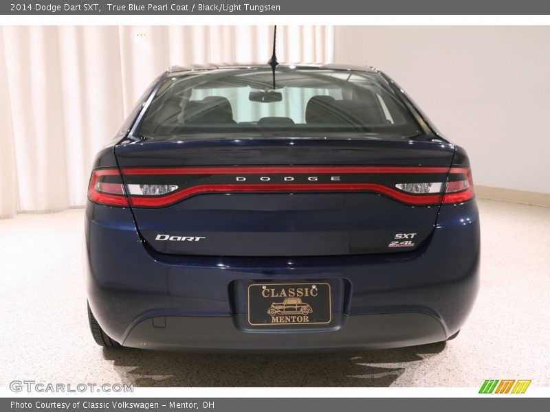 True Blue Pearl Coat / Black/Light Tungsten 2014 Dodge Dart SXT