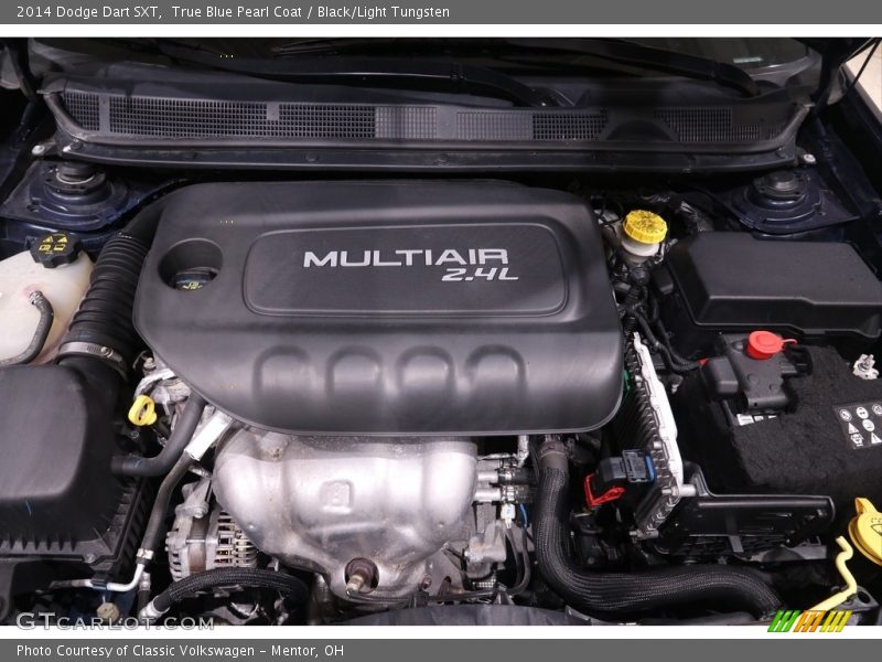 True Blue Pearl Coat / Black/Light Tungsten 2014 Dodge Dart SXT