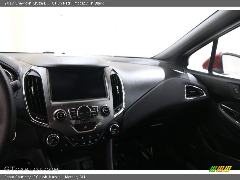 Cajun Red Tintcoat / Jet Black 2017 Chevrolet Cruze LT