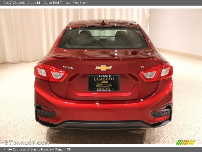 Cajun Red Tintcoat / Jet Black 2017 Chevrolet Cruze LT