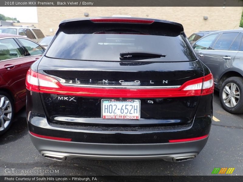 Black Velvet / Ebony 2018 Lincoln MKX Premiere