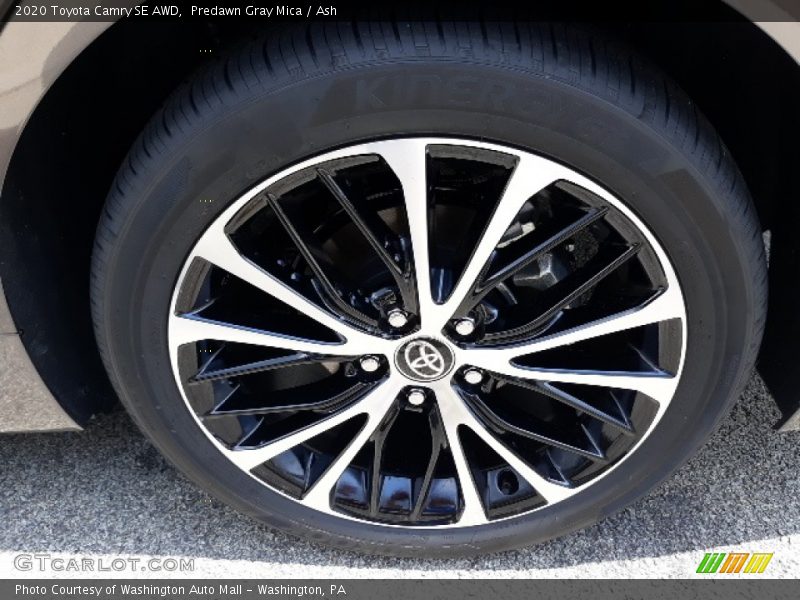 Predawn Gray Mica / Ash 2020 Toyota Camry SE AWD