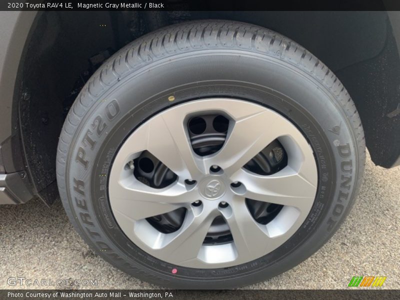 Magnetic Gray Metallic / Black 2020 Toyota RAV4 LE