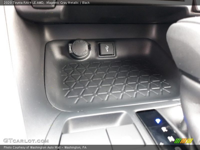 Magnetic Gray Metallic / Black 2020 Toyota RAV4 LE AWD