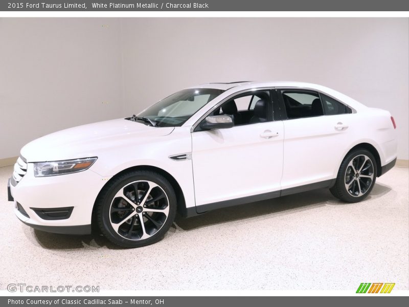White Platinum Metallic / Charcoal Black 2015 Ford Taurus Limited