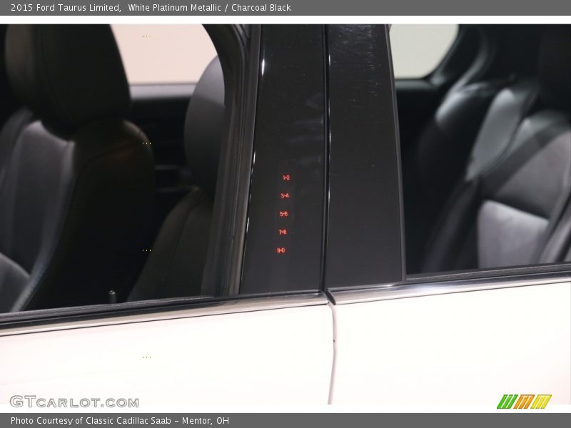 White Platinum Metallic / Charcoal Black 2015 Ford Taurus Limited