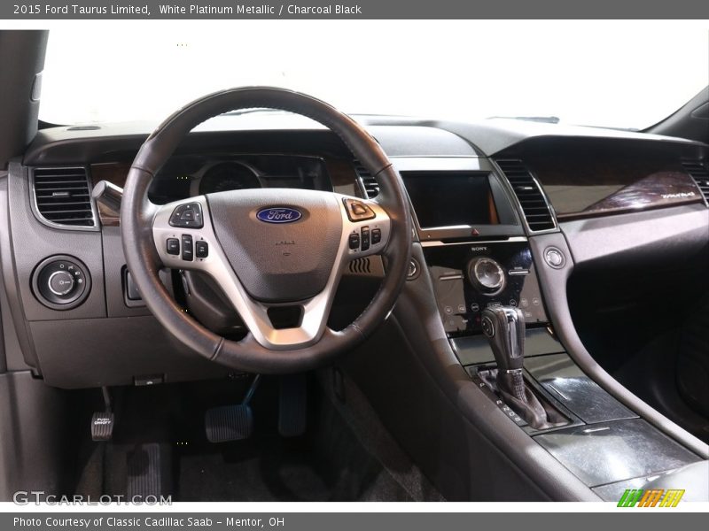 White Platinum Metallic / Charcoal Black 2015 Ford Taurus Limited