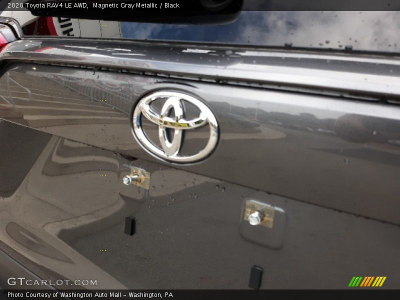 Magnetic Gray Metallic / Black 2020 Toyota RAV4 LE AWD
