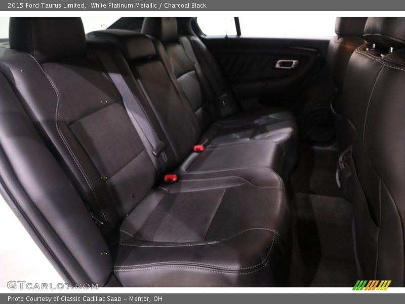 White Platinum Metallic / Charcoal Black 2015 Ford Taurus Limited