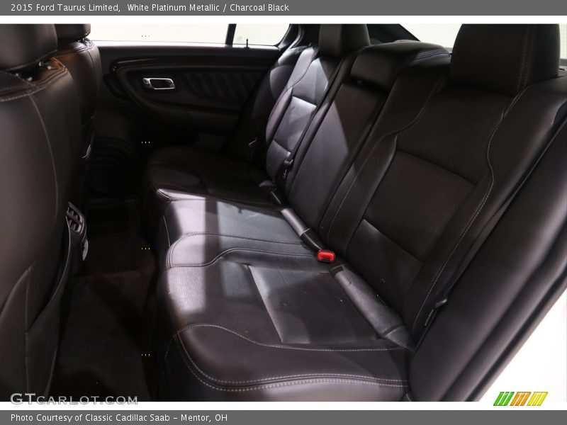 White Platinum Metallic / Charcoal Black 2015 Ford Taurus Limited