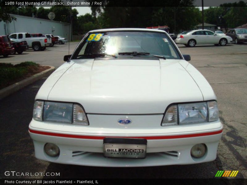 Oxford White / Red 1988 Ford Mustang GT Fastback