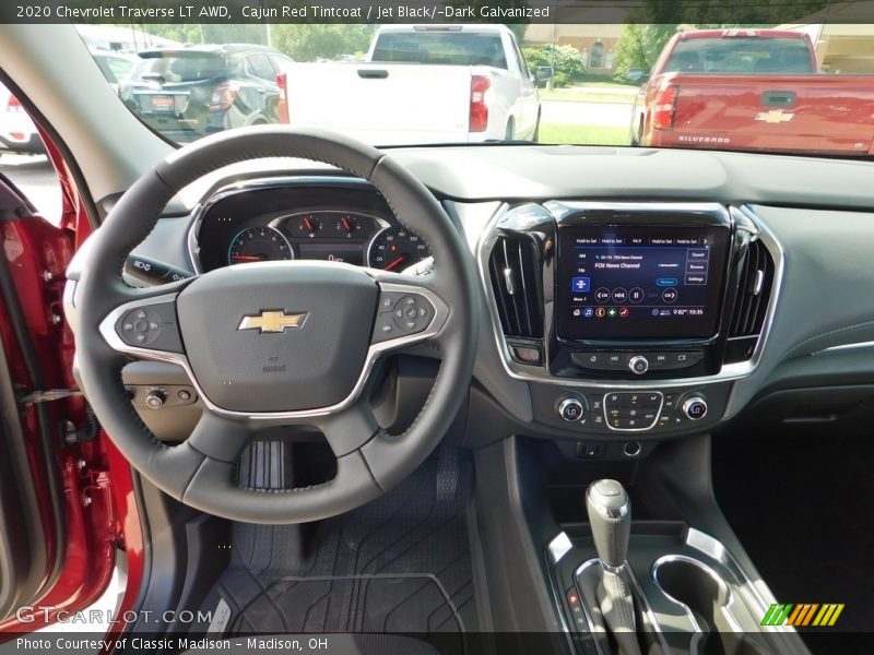 Cajun Red Tintcoat / Jet Black/­Dark Galvanized 2020 Chevrolet Traverse LT AWD