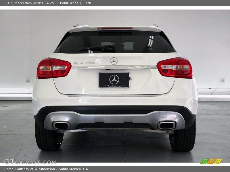 Polar White / Black 2019 Mercedes-Benz GLA 250