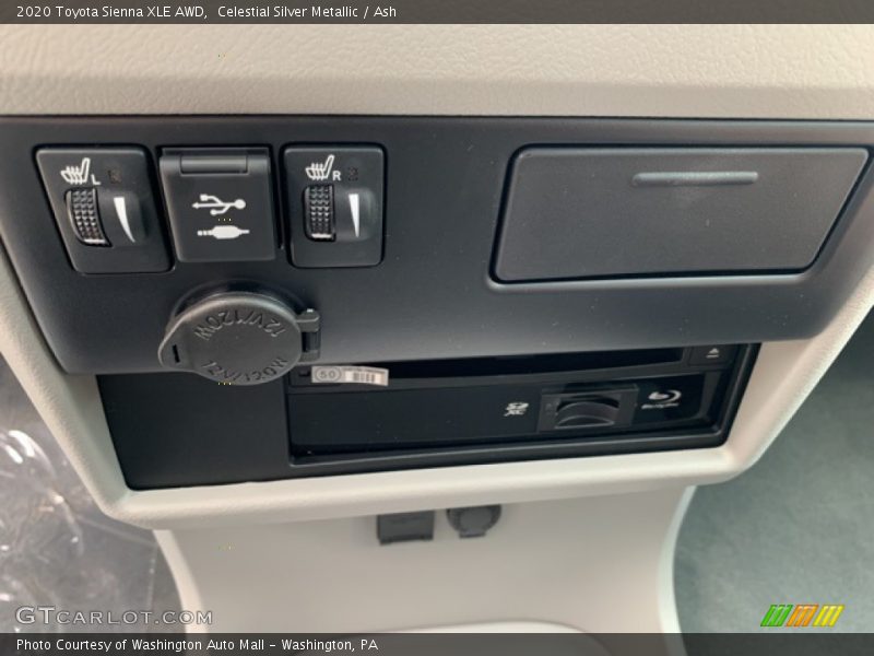 Celestial Silver Metallic / Ash 2020 Toyota Sienna XLE AWD