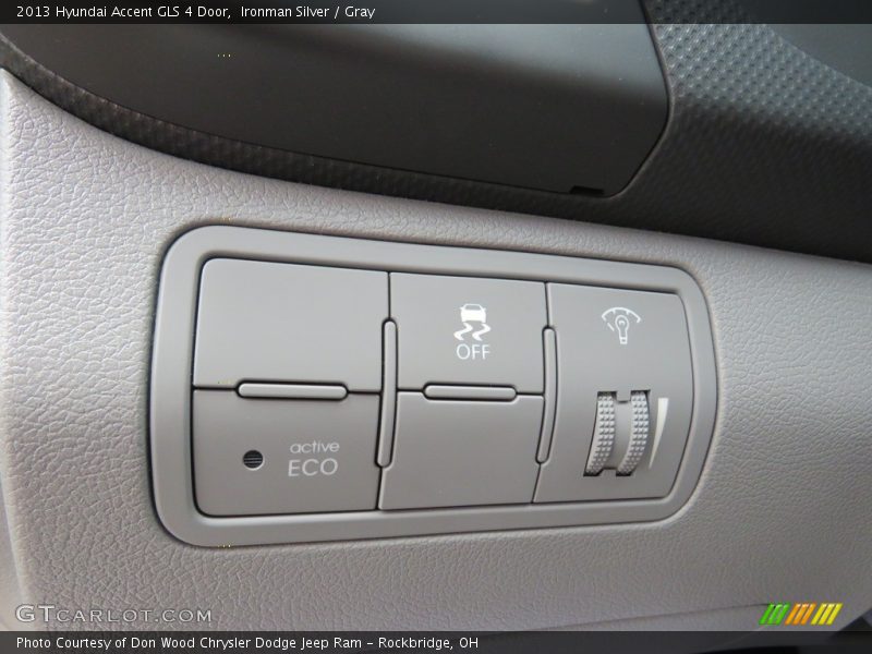 Ironman Silver / Gray 2013 Hyundai Accent GLS 4 Door