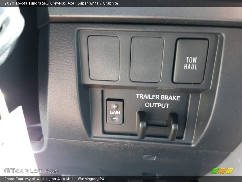 Super White / Graphite 2020 Toyota Tundra SR5 CrewMax 4x4