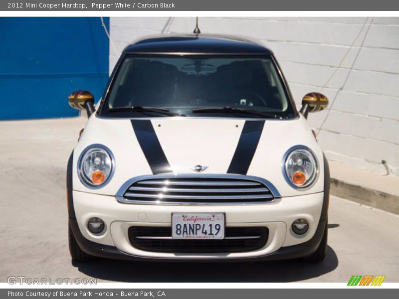Pepper White / Carbon Black 2012 Mini Cooper Hardtop