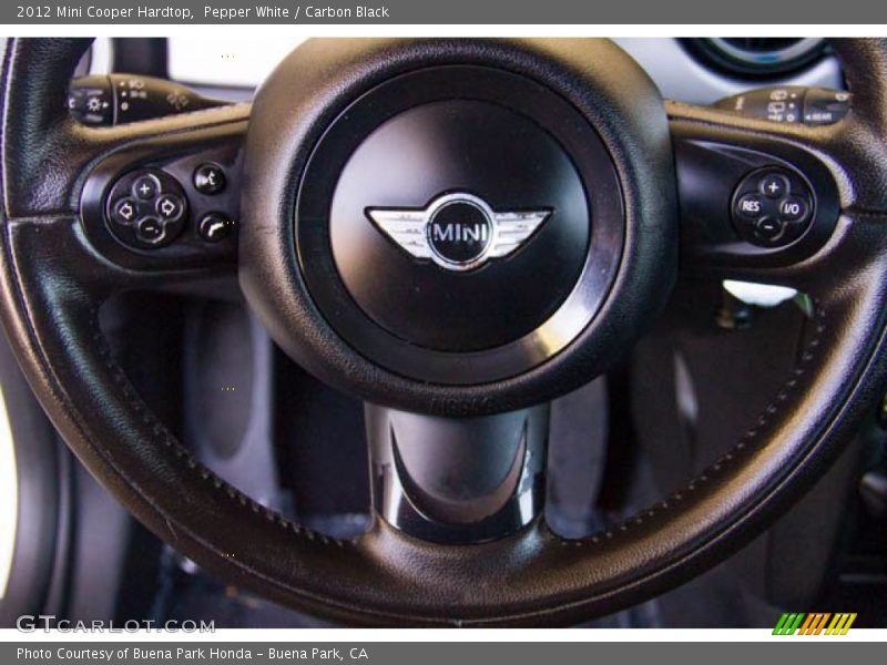 Pepper White / Carbon Black 2012 Mini Cooper Hardtop