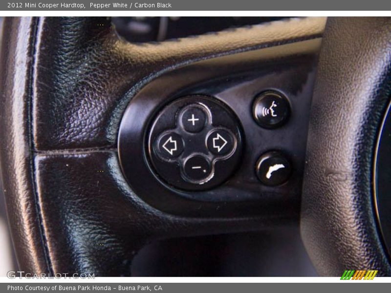 Pepper White / Carbon Black 2012 Mini Cooper Hardtop