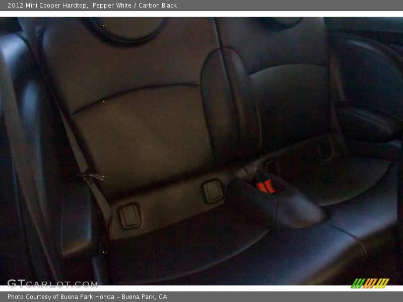 Pepper White / Carbon Black 2012 Mini Cooper Hardtop