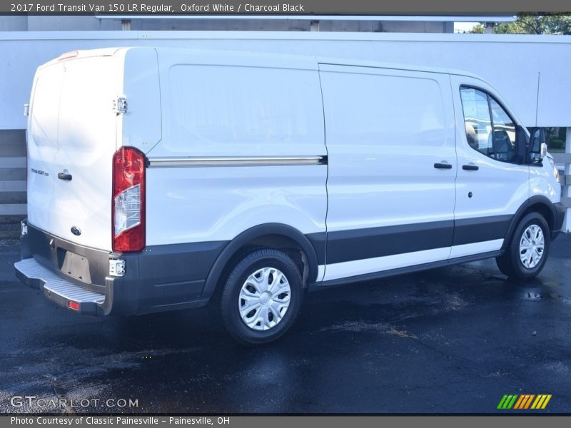 Oxford White / Charcoal Black 2017 Ford Transit Van 150 LR Regular