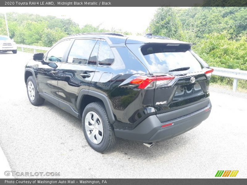 Midnight Black Metallic / Black 2020 Toyota RAV4 LE AWD