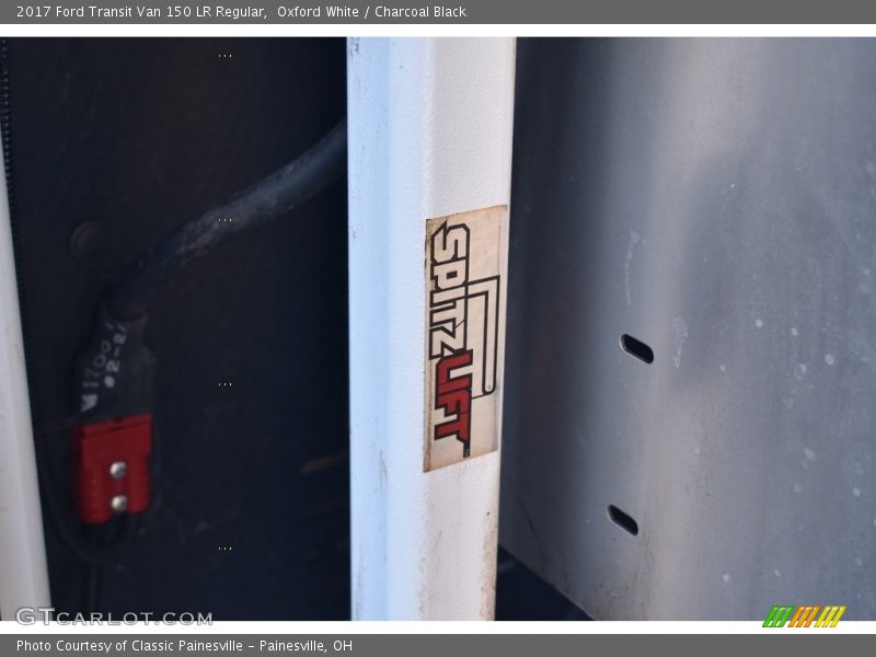 Oxford White / Charcoal Black 2017 Ford Transit Van 150 LR Regular