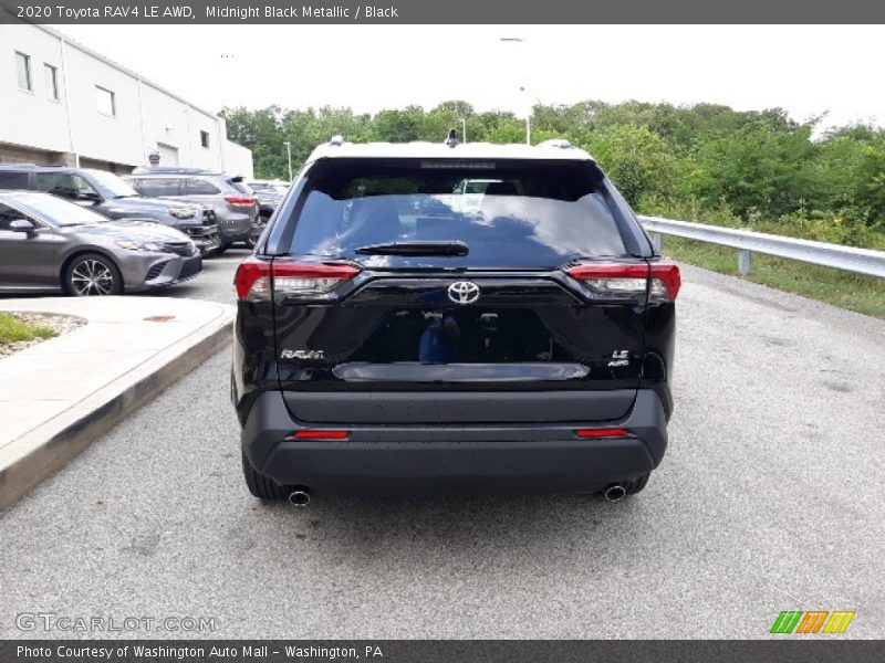 Midnight Black Metallic / Black 2020 Toyota RAV4 LE AWD
