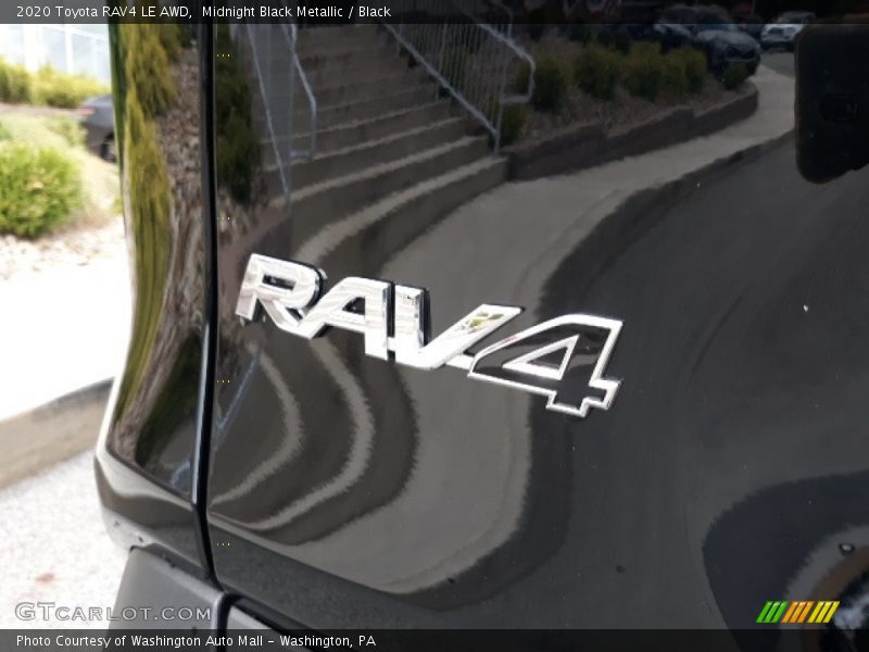 Midnight Black Metallic / Black 2020 Toyota RAV4 LE AWD