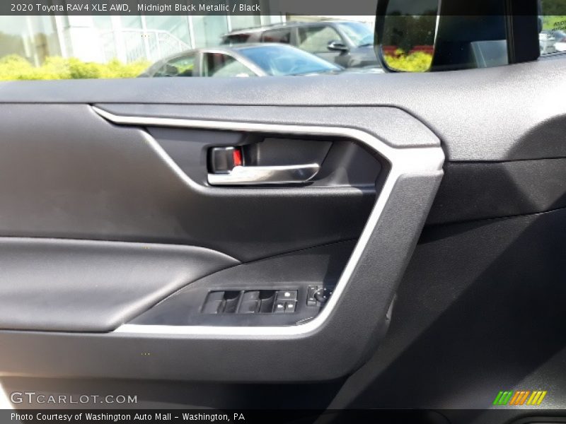 Midnight Black Metallic / Black 2020 Toyota RAV4 XLE AWD