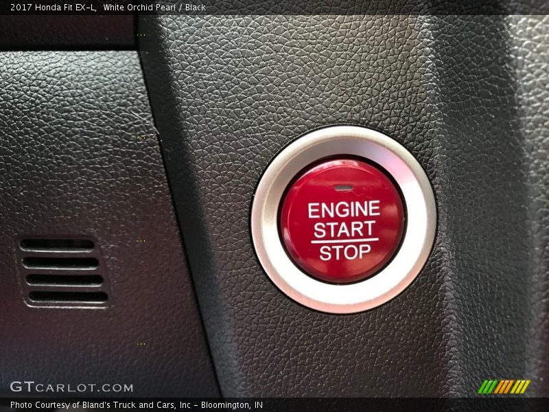 Controls of 2017 Fit EX-L