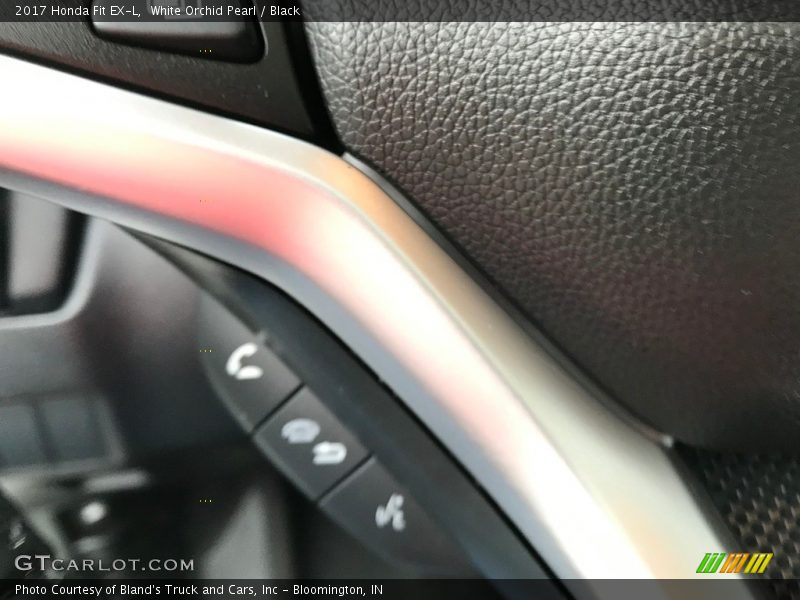 White Orchid Pearl / Black 2017 Honda Fit EX-L