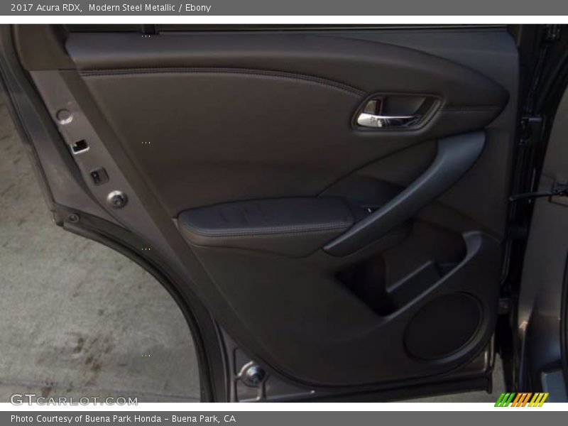Modern Steel Metallic / Ebony 2017 Acura RDX