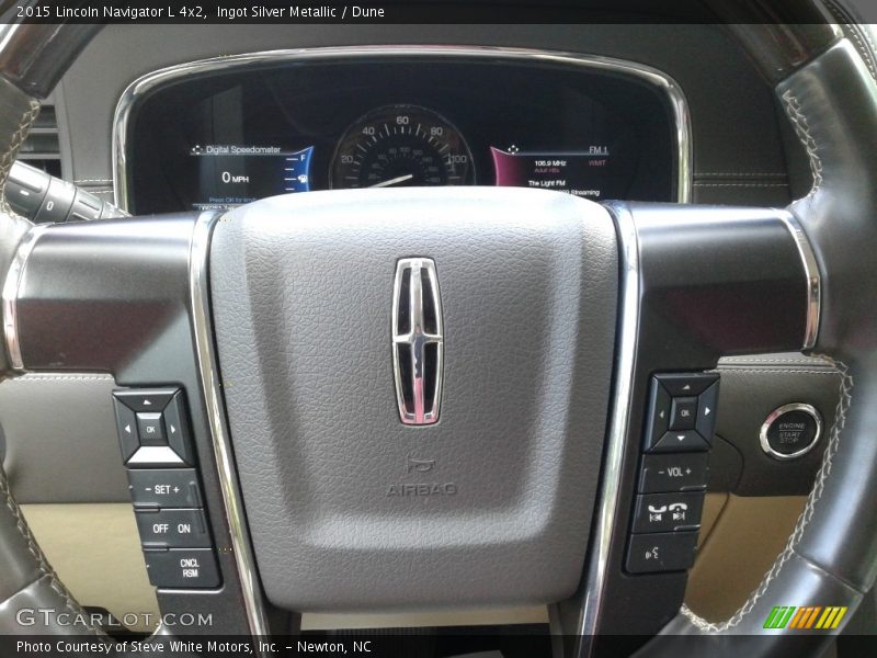  2015 Navigator L 4x2 Steering Wheel