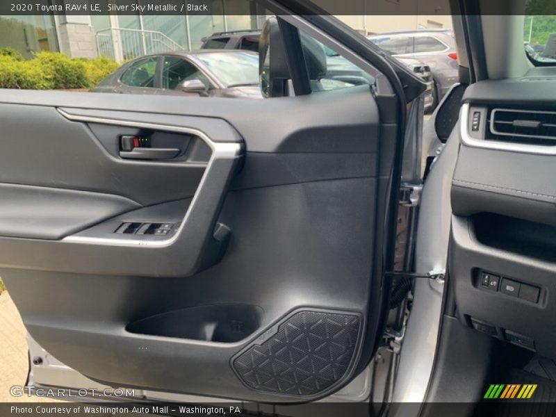 Silver Sky Metallic / Black 2020 Toyota RAV4 LE