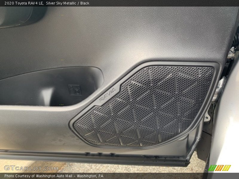 Silver Sky Metallic / Black 2020 Toyota RAV4 LE
