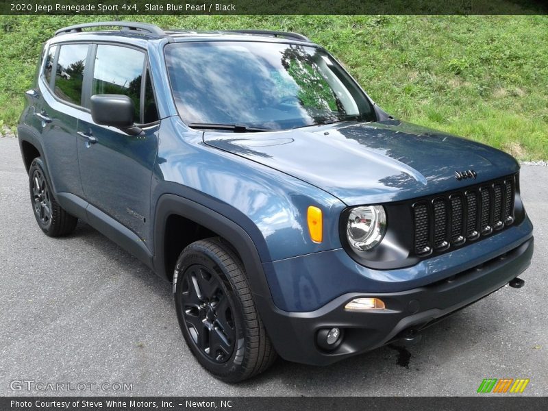 Front 3/4 View of 2020 Renegade Sport 4x4