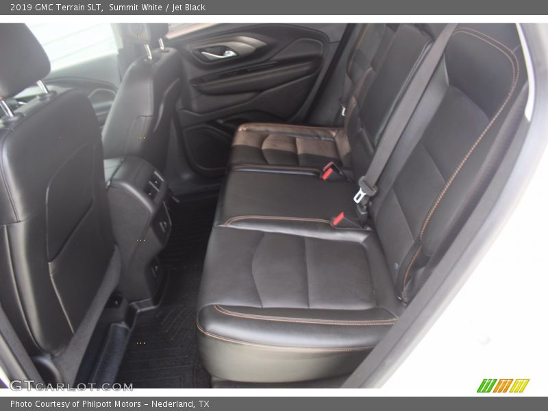 Summit White / Jet Black 2019 GMC Terrain SLT