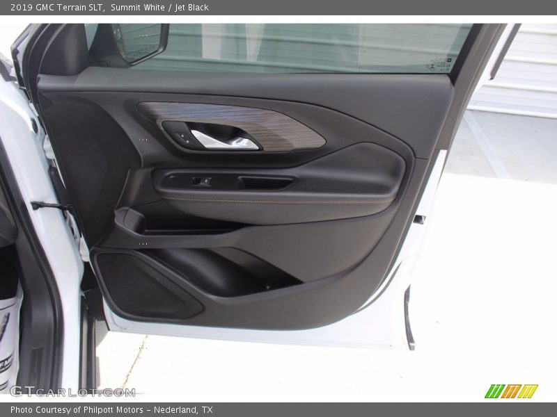 Summit White / Jet Black 2019 GMC Terrain SLT