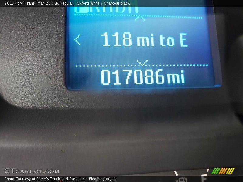 Oxford White / Charcoal black 2019 Ford Transit Van 250 LR Regular
