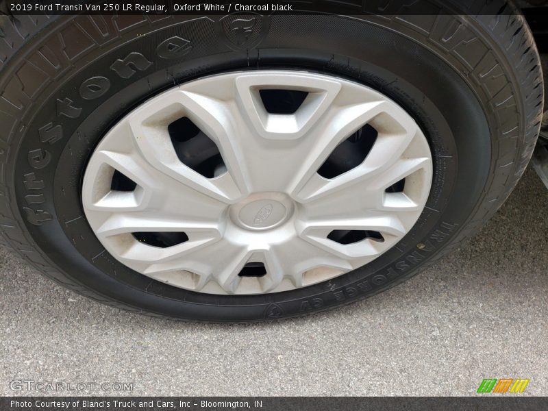 Oxford White / Charcoal black 2019 Ford Transit Van 250 LR Regular